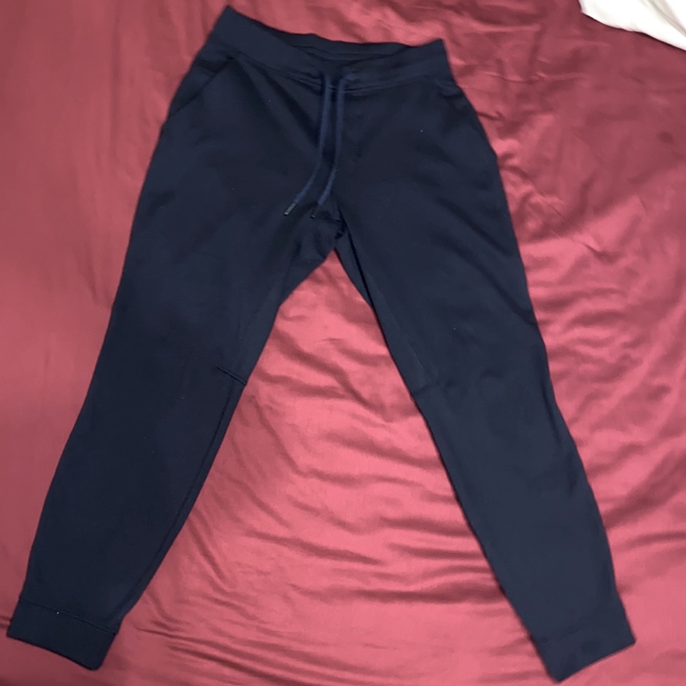 - Lululemon Men’s City Sweat Jogger (M) - Navy